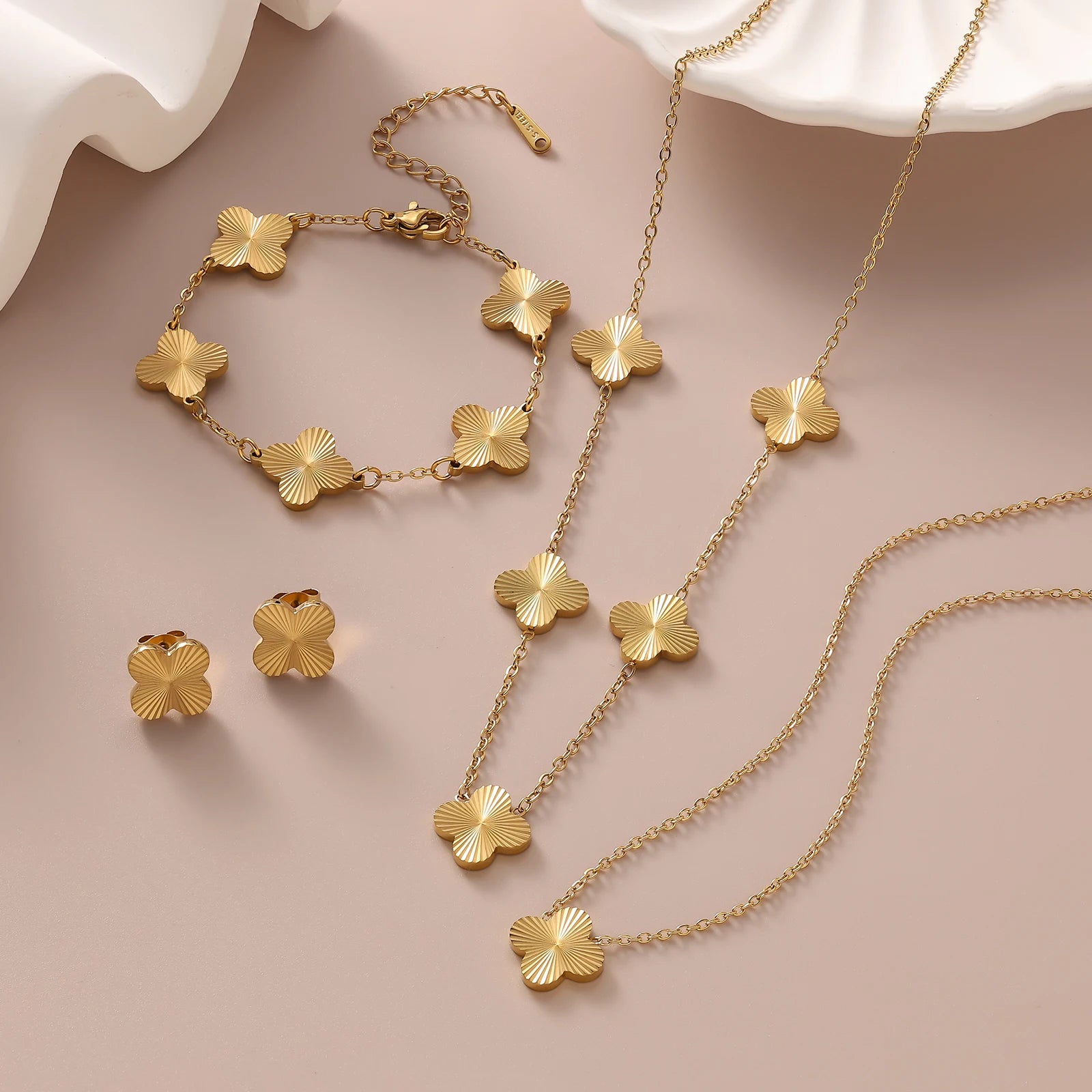 Fashionable stainless steel hand polished clover flower bracelet necklace earring set