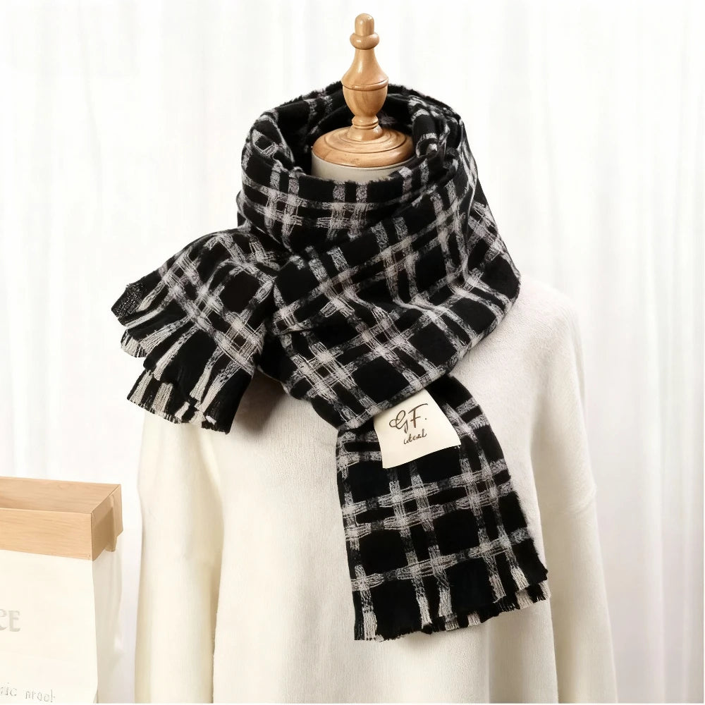 Black and White Plaid Printed Scarf Women's Autumn and Winter Polyester Fiber Scarf Fashionable and Versatile Warm Neck Shawl
