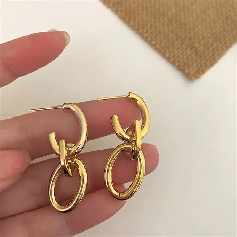 Irregular Metal Pendant Earrings European American Style Personality Fashion Stud Earrings Ms Girl Travel Wedding Accessories